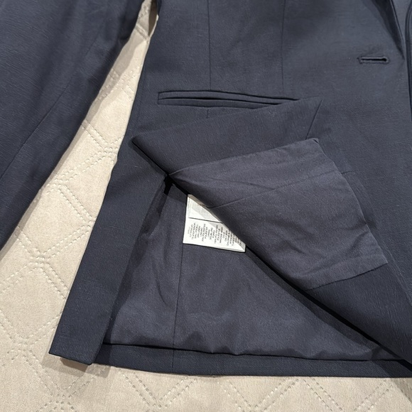 LOFT Blazer Jacket. - Picture 10 of 16